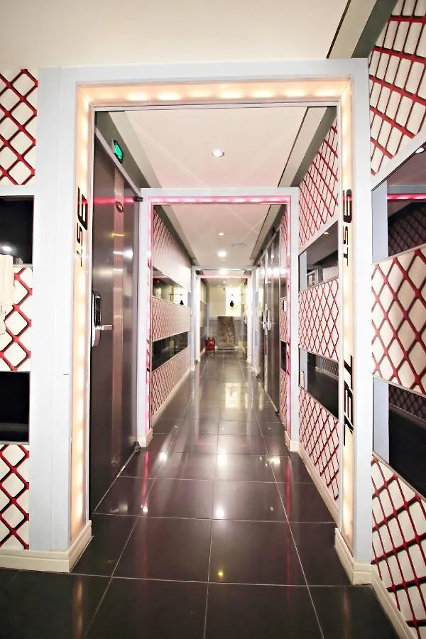 9St Traveltel Otel Busan