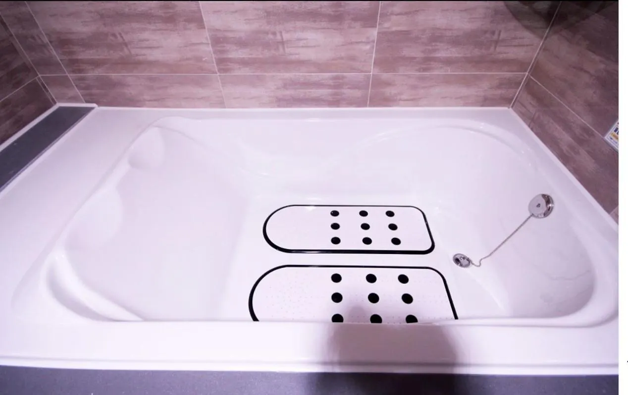 9St Traveltel Otel Busan